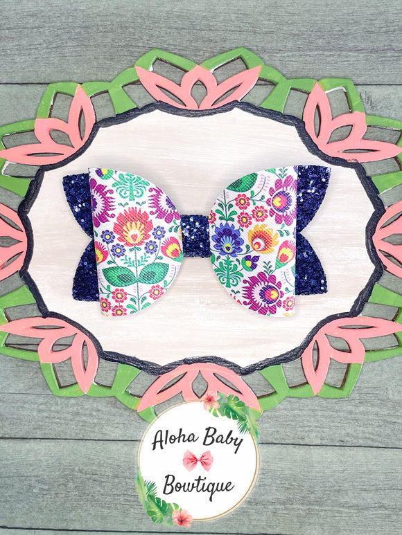 Fiesta Flowers Small Betty