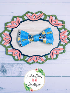 Retro Bat Clip-On Bow Tie