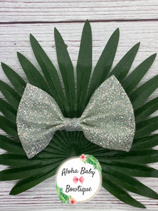 Silver Fine Glitter Large Pinch Bow