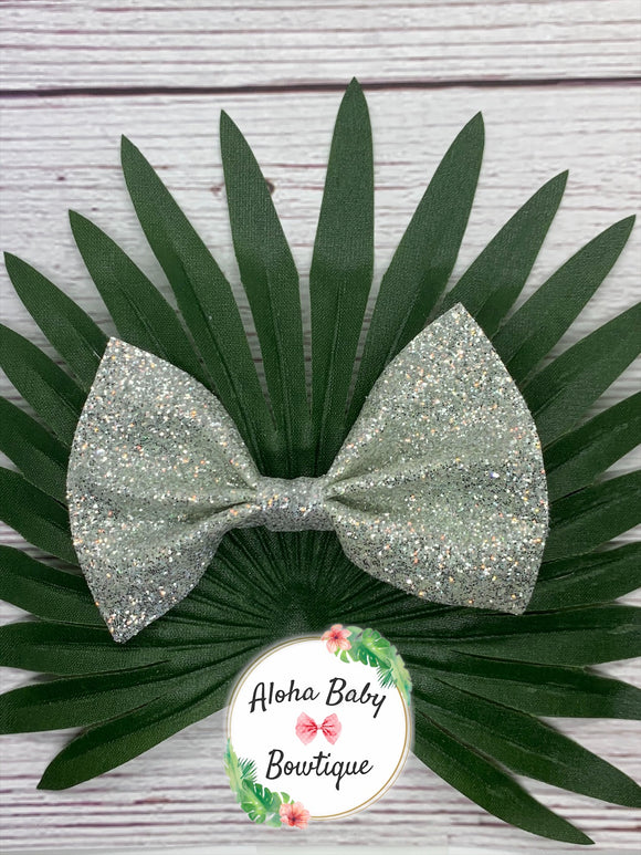 Silver Fine Glitter Large Pinch Bow